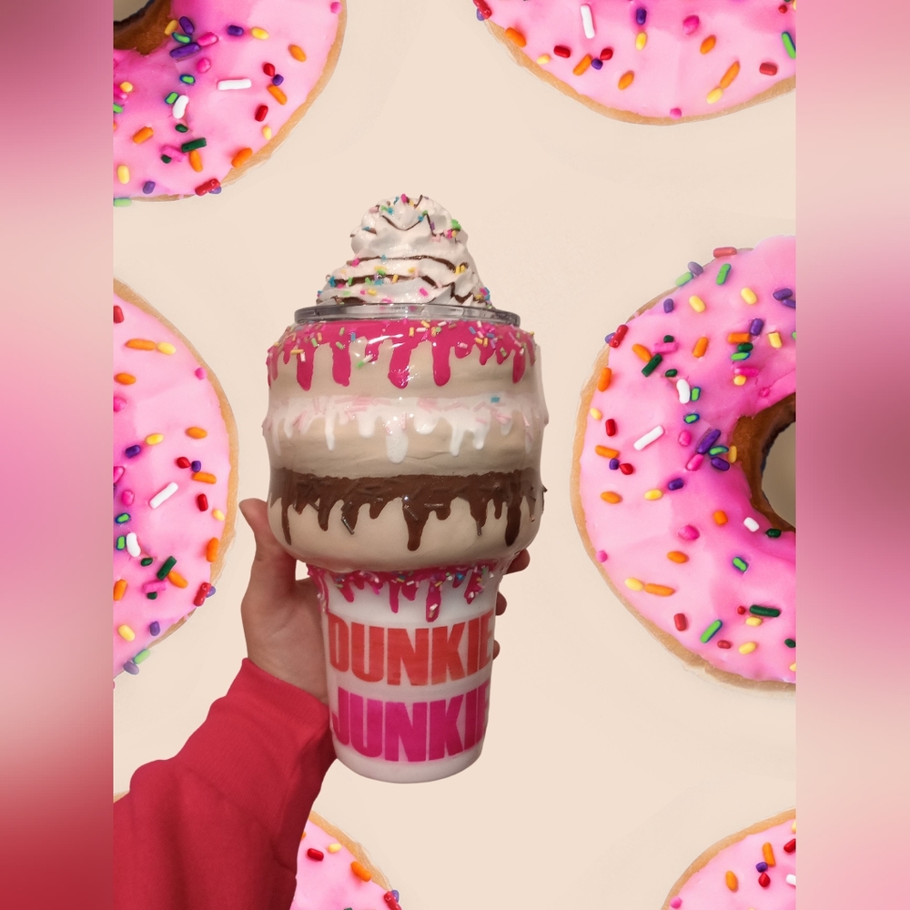 Dunkin Dunkie junkie 3d tumbler!!! - Picture 1 of 7